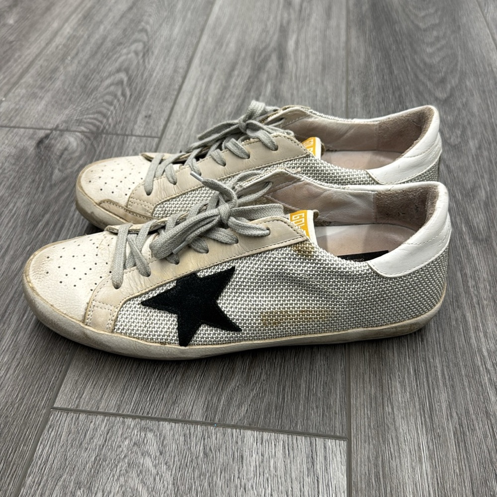 Golden Goose Superstars - Picture 3 of 9